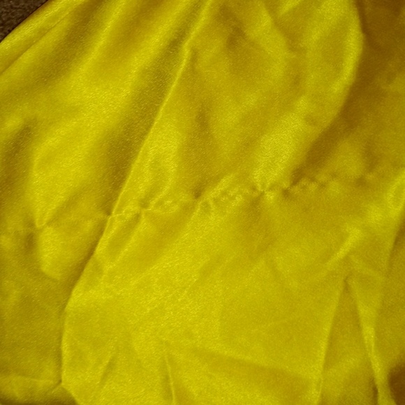 Victoria Secret Nightie Yellow & Pink - Picture 7 of 7